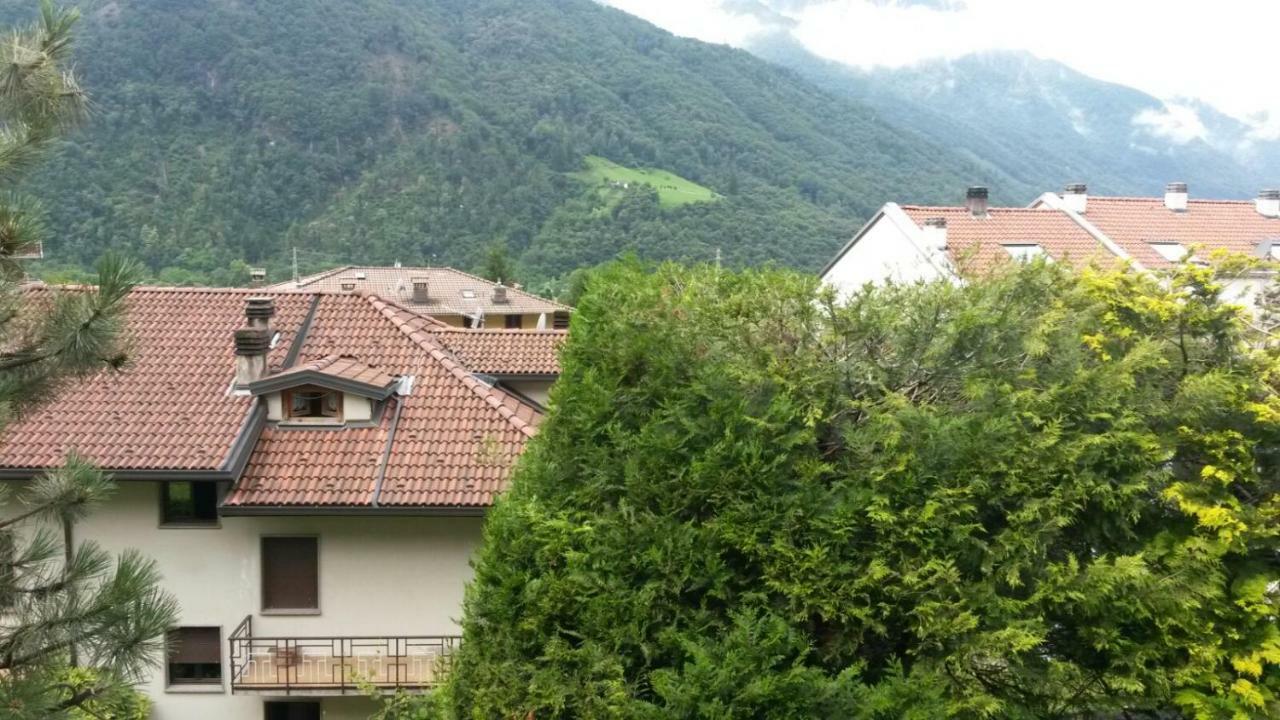 Valsassina Rent Apartment Introbio ภายนอก รูปภาพ