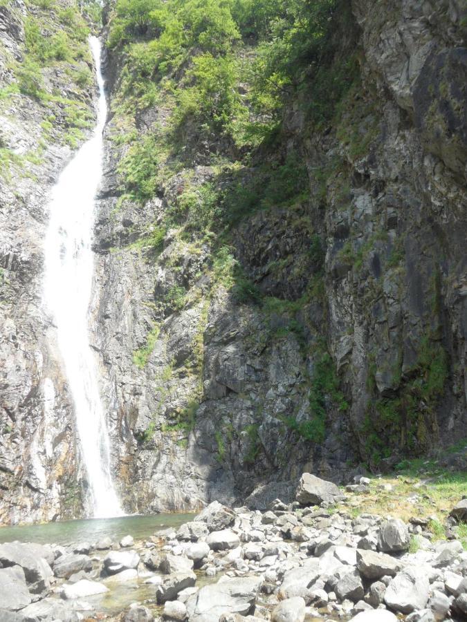 Valsassina Rent Apartment Introbio ภายนอก รูปภาพ